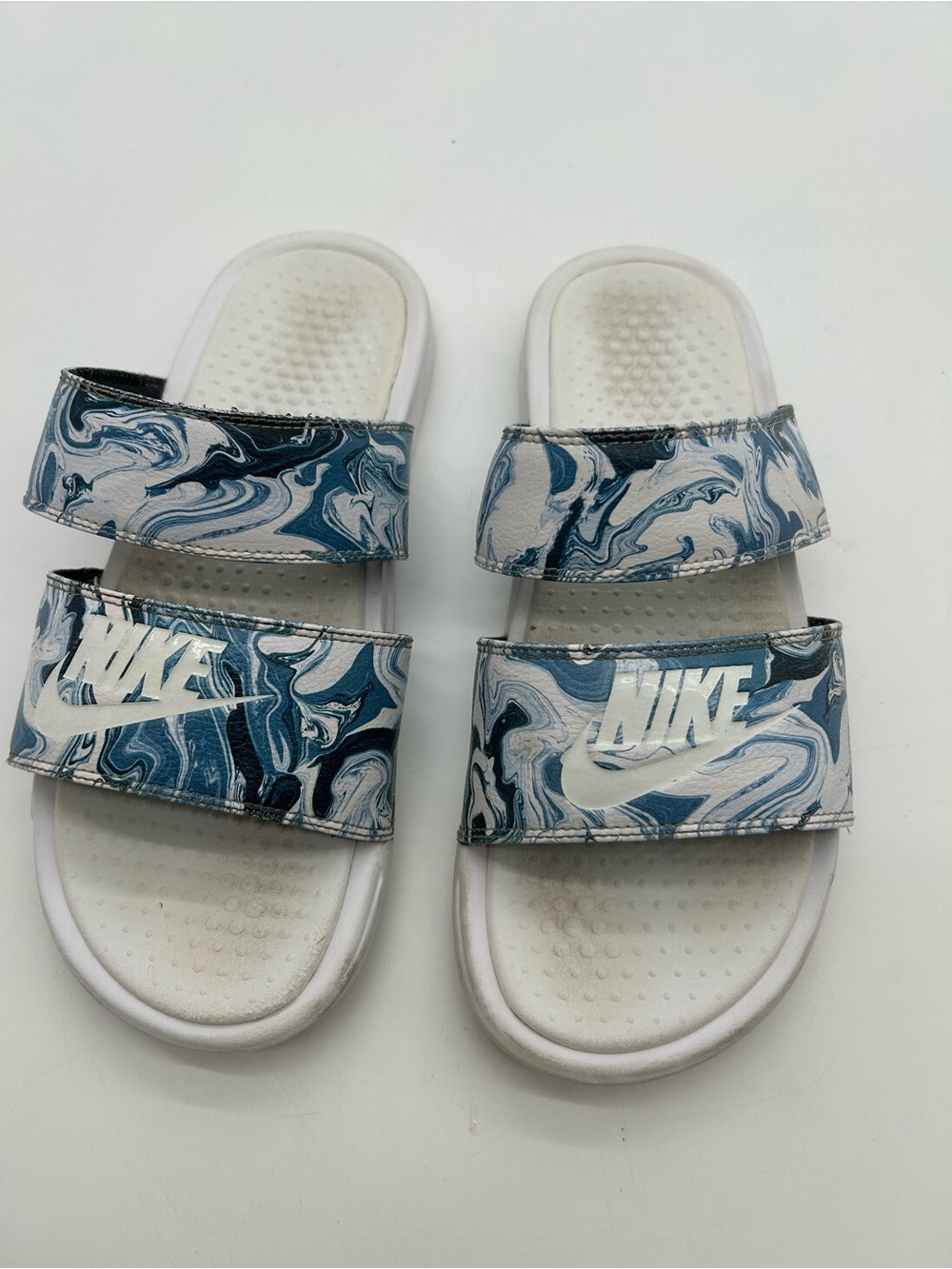 Nike Women’s Benassi Duo Ultra Slide Ocean Wave Color Way size 9